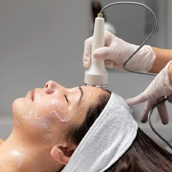 Why Choose Derma Cure for Hydra Facial